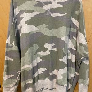 Aerie long sleeved comfy sweatshirt